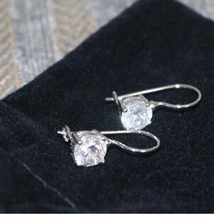 Sterling Cubic Zirconia Solitaire Earring